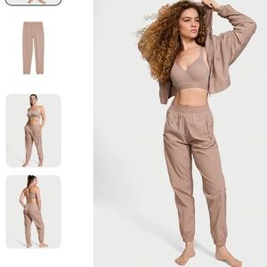 VSX Parachute Weekend Jogger Set